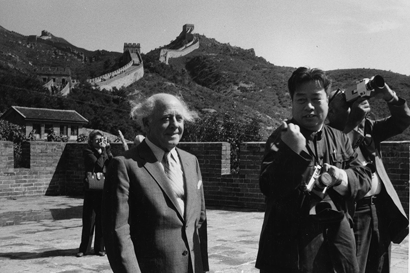 Eugene Ormandy stands next to Li Delun, Music Director of the Central Philharmonic Orchestra, at the Great Wall of China during the Philadelphia Orchestra’s historic 1973 tour Photo: © The Philadelphia Orchestra Association Archives